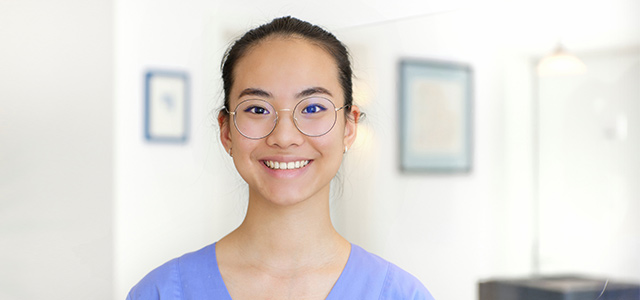 Bich Viet Duong Le - Mitarbeiterin der Zahnarztpraxis Dr. Felicitas Zechbauer