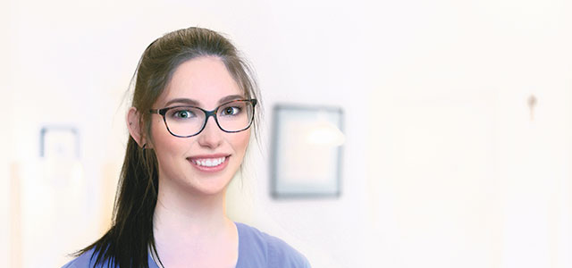 Christina Schlee - Mitarbeiterin der Zahnarztpraxis Dr. Felicitas Zechbauer