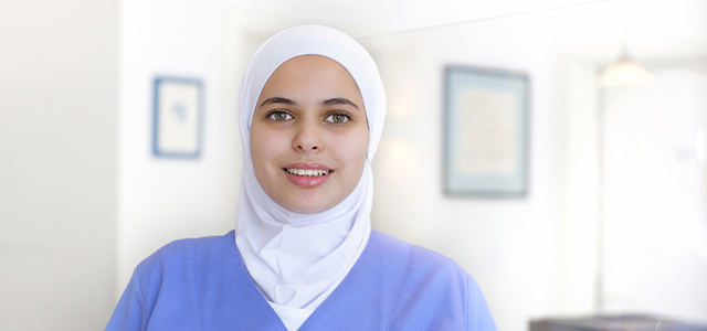 Rawan Saleh - Mitarbeiterin der Zahnarztpraxis Dr. Felicitas Zechbauer